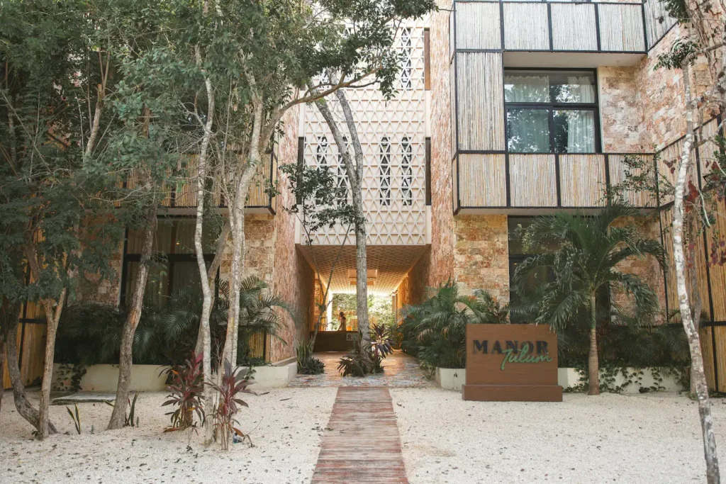 01.-Exterior.webp