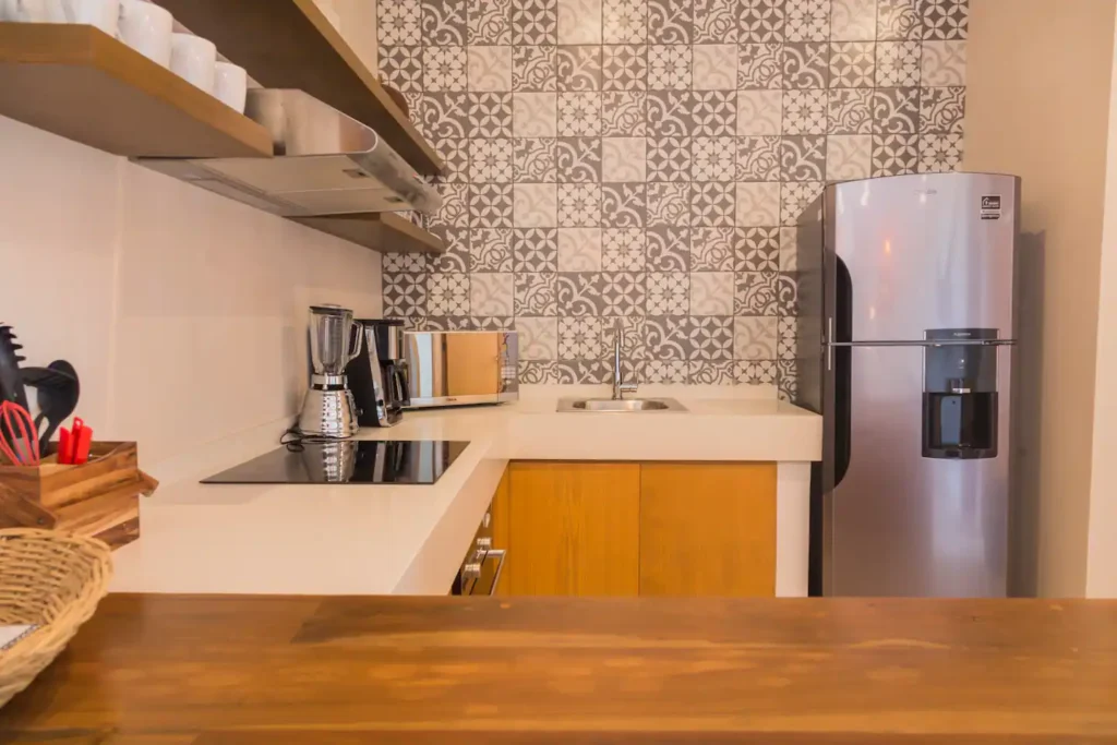 13.-Condo-Kitchen-2.webp