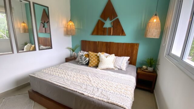 19-Bedroom-Right-4.jpg