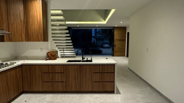 3287fcda-2dd2-4b2f-be65-d8ab760e57b9.jpg