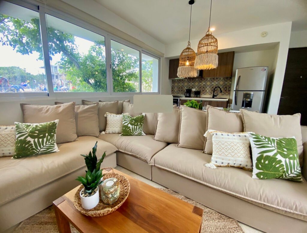 6-Living-Room-and-Kitchen.jpg