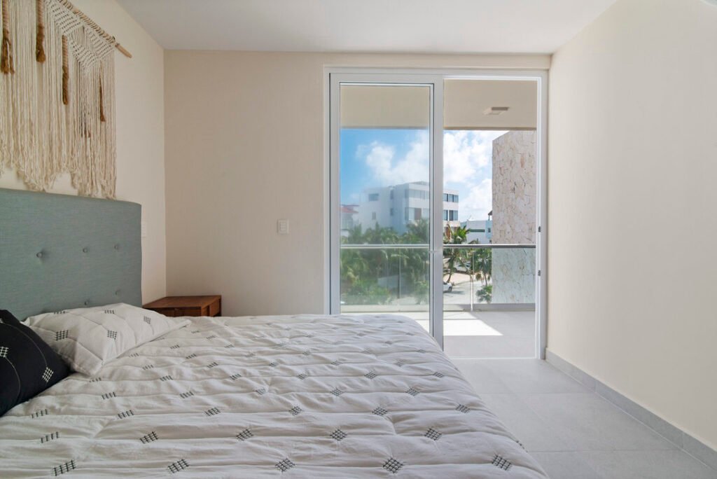 Bestdeal-SantamarC305-18.jpg