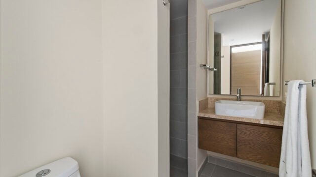 Bestdeal-SantamarC305-20.jpg