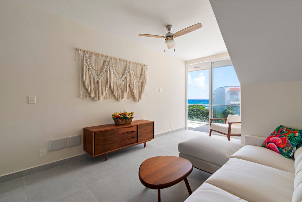Bestdeal-SantamarC305-9.jpg
