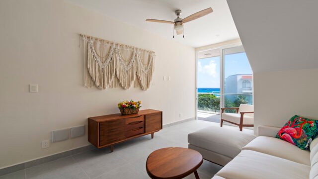 Bestdeal-SantamarC305-9.jpg