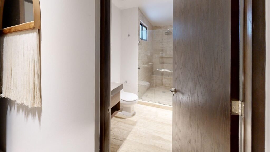 Costa-Caribe-Bathroom.jpg