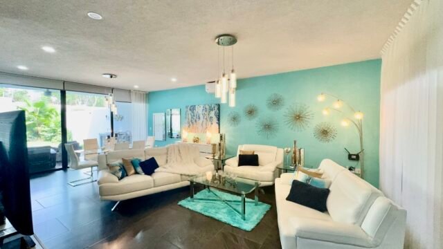 Livingroom-1.jpg
