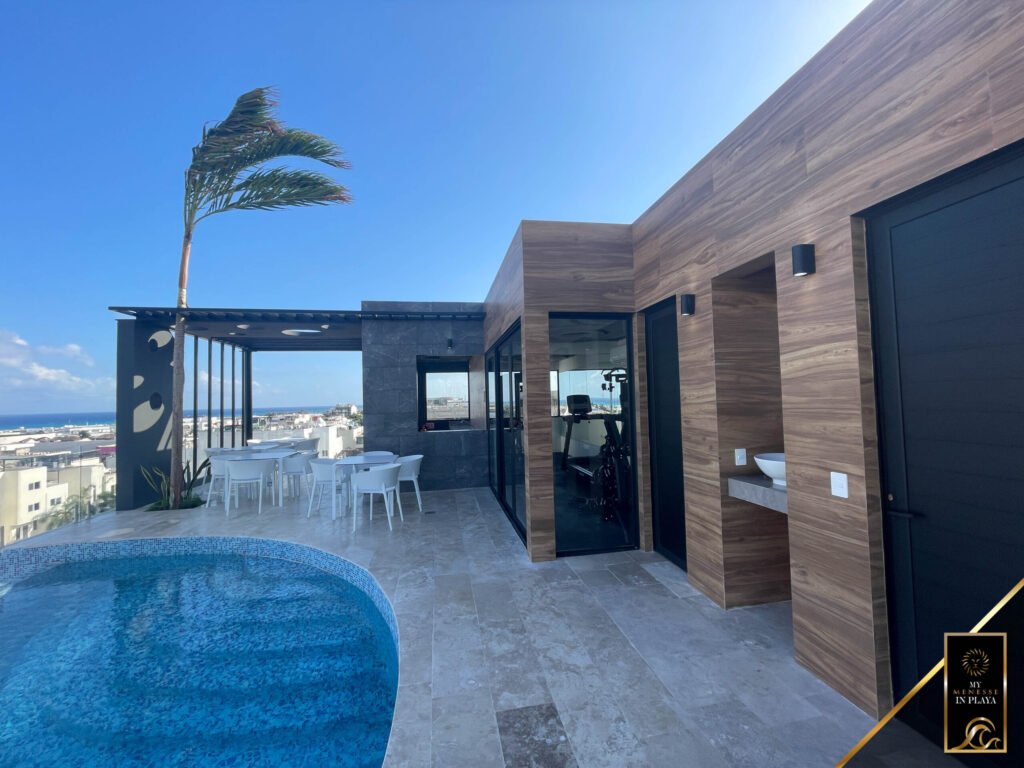 MY-MENESSE-IN-PLAYA_-12.jpg