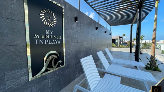 MY-MENESSE-IN-PLAYA_-16.jpg