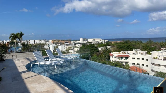 MY-MENESSE-IN-PLAYA_-17.jpg