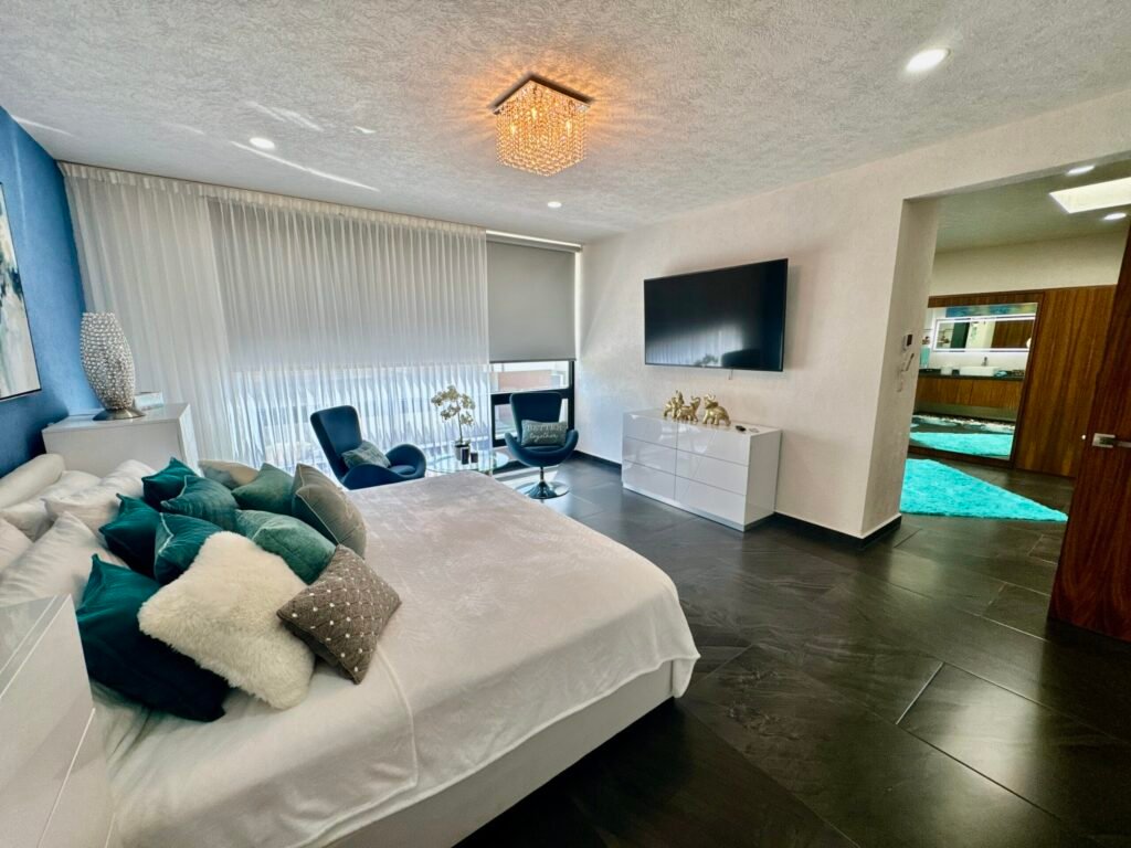 Master-bedroom-1.jpg