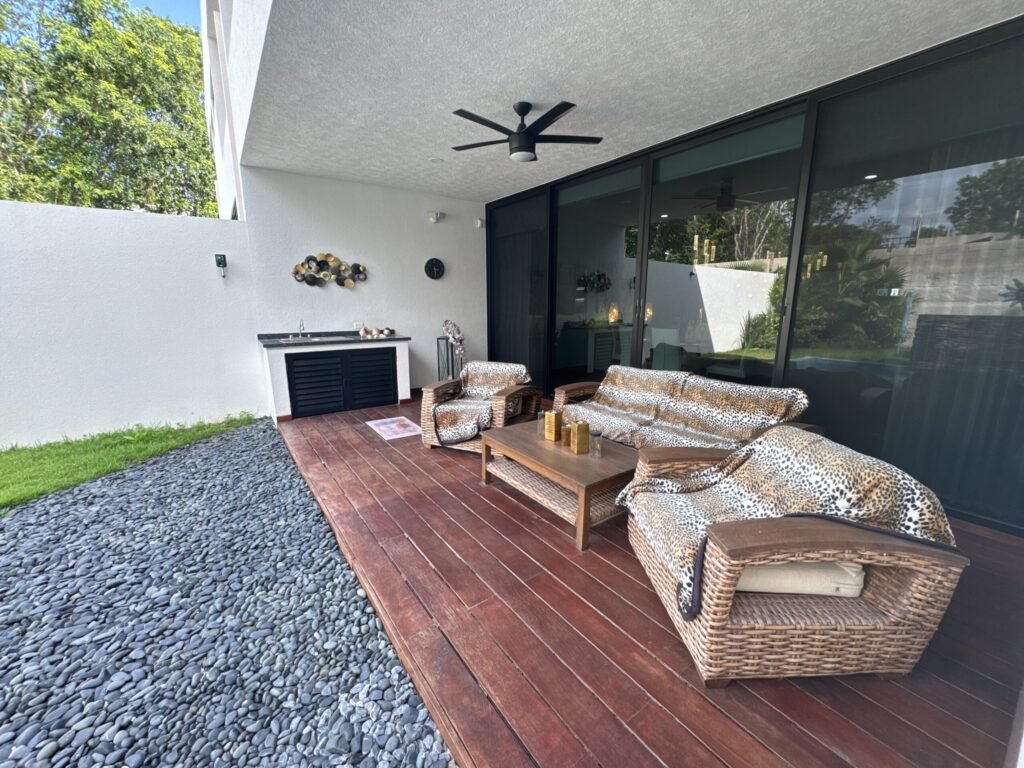 Patio.jpg