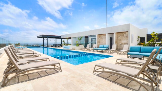 Roof-top-vista-12.jpg