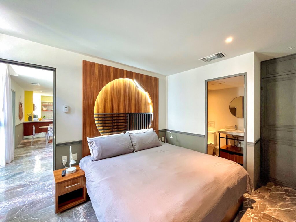 Singular-Joy-3-Bed-Condo-New-25.jpg