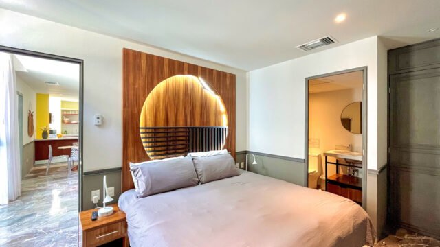 Singular-Joy-3-Bed-Condo-New-25.jpg