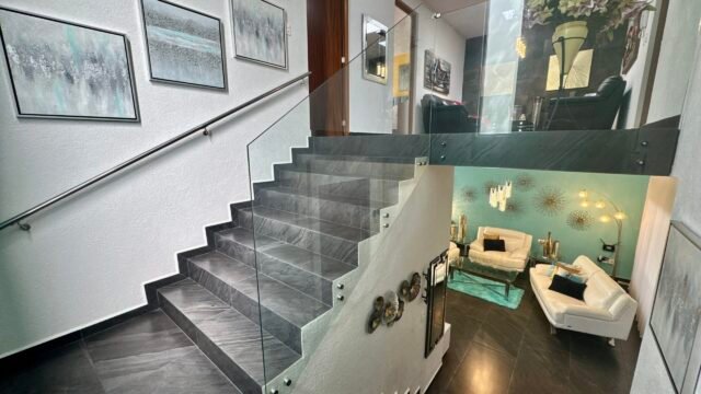 Stairs.jpg